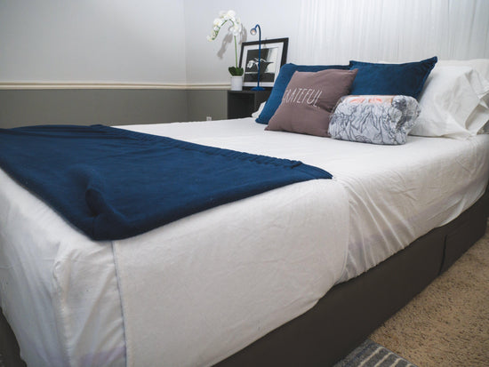 Sleep with the Queen Size Navy Blue TUCKER'D TOEBEE and never sleep with cold feet